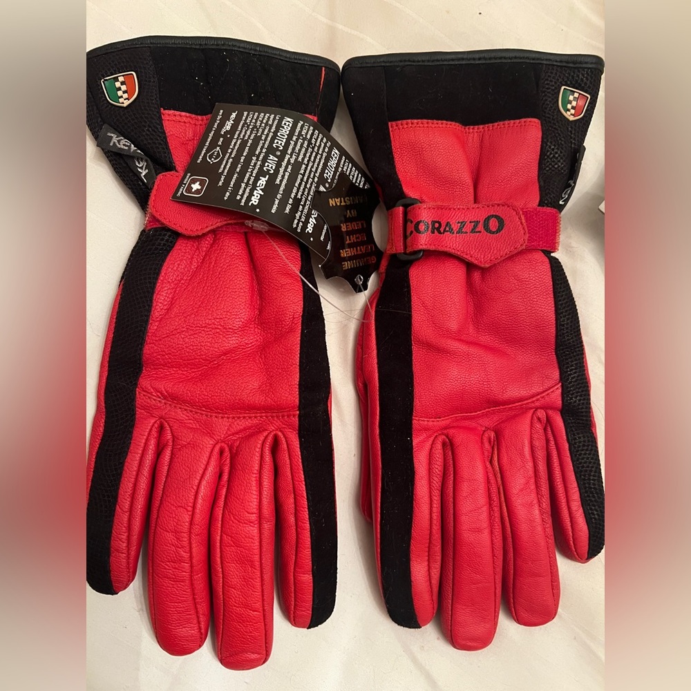 NWT CORAZZO motorcycle gloves XS